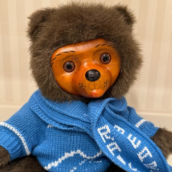 Vintage Robert Raikes Collectible Eric The Bear Wood Face And Feet - Picture 9 of 16